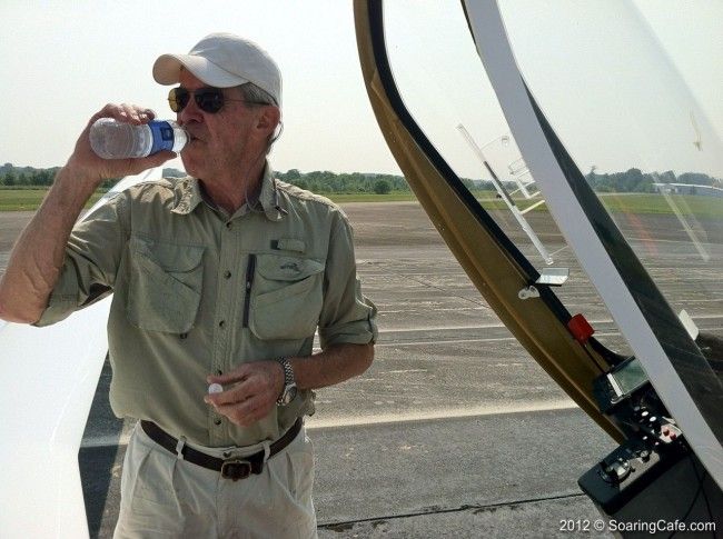 2012-05-25 - Concordia First Flight - Hydrating before the first flight